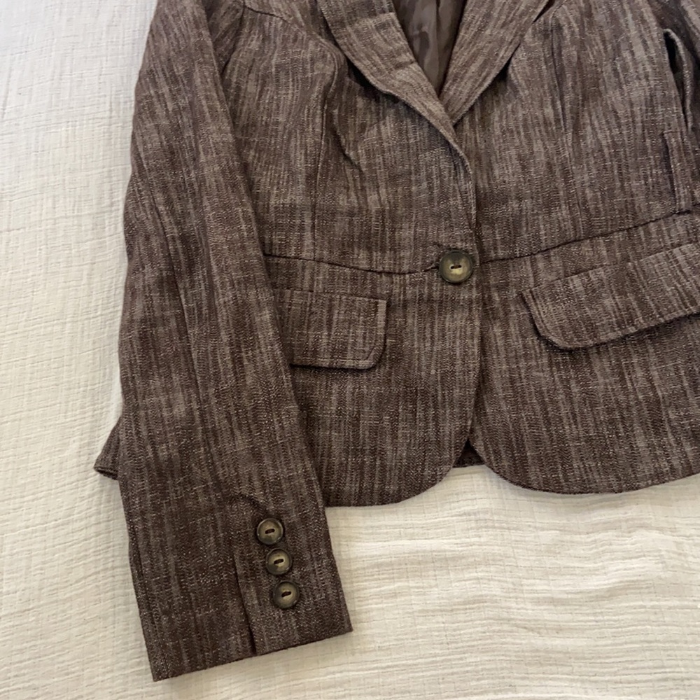 Blazer - Picture 2 of 3